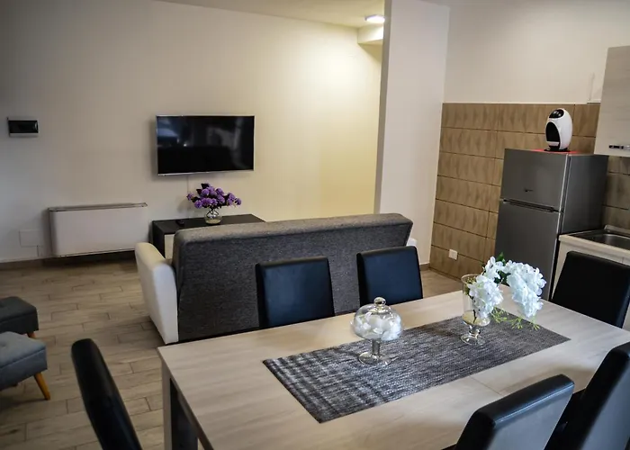 Sul Mare Bilocale 锡代诺滨海